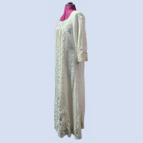 Vintage Mid-Century Nightgown, Dating From The 1950s–Early 1960s, Made In The US - Picture 5 of 16
